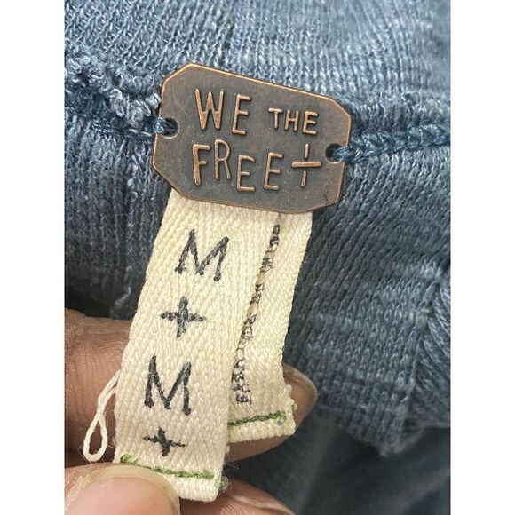 We the Free Womens Deep Blue Split Back Cowl Turtleneck Sweater Size Medium - Picture 5 of 6